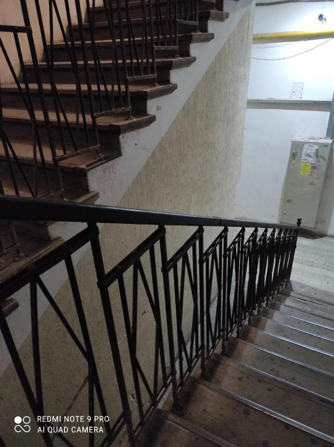 Двокімнатна Квартира В Центрі Міста Lviv Eksteriør billede